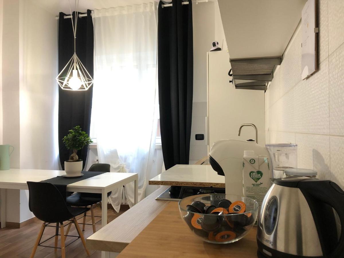 Italien Chic, Camera Con Bagni Condivisi Bari Exterior photo